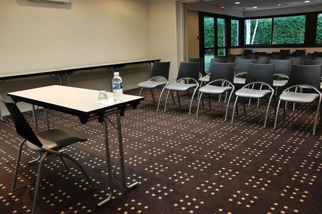 Kyriad Rennes Nord Hotel Luaran gambar