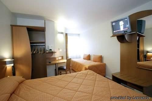 Kyriad Rennes Nord Hotel Bilik gambar